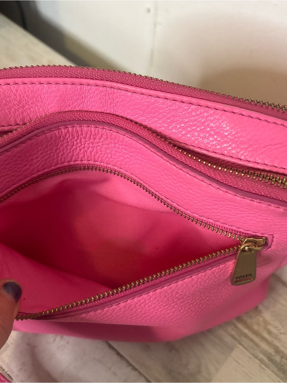 Fossil Piper Crossbody Sling Bag Bright Pink Pebbled Leather - Picture 12 of 15